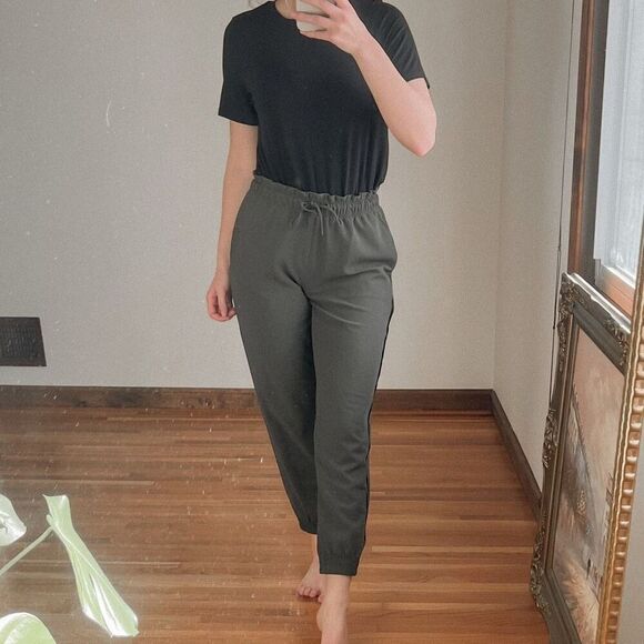 Athleta Khaki Green Joggers Size XS - Picture 1 of 8